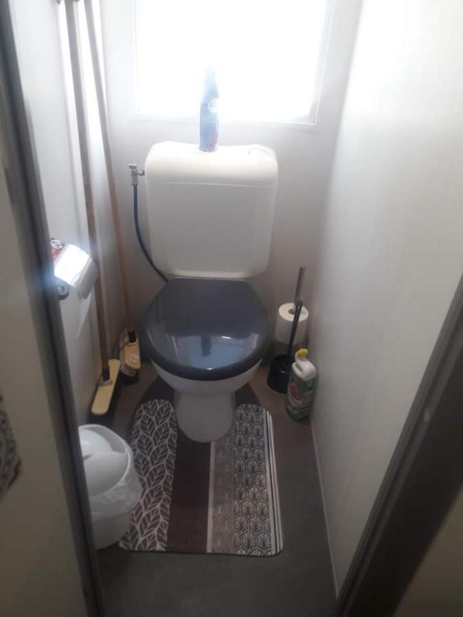 Anne Marie Vous Accueilles Dans Son Logement Familiale Pour 6 Personnes 3 Chambres Confortable Proche D Europa Park A Boofzheim Dans Camping 3 Etoiles Esterno foto